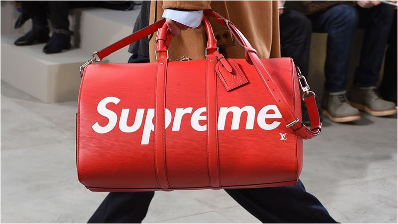 Цвет сумки Supreme Real Vs Fake