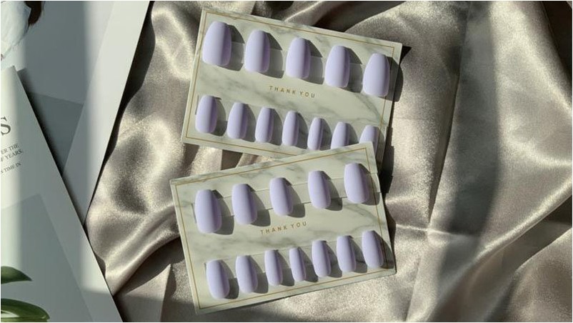 Silversestudio Short Coffin Lilac Light Purple Press On Nails