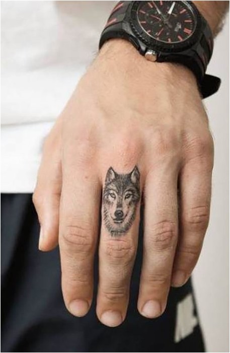 Маленькая Татуировка Волка