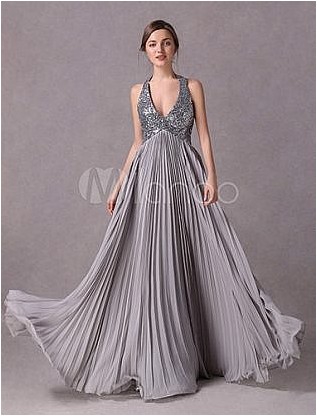 Серебристое шифоновое атласное вечернее платье трапециевидной формы длиной до пола