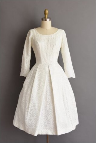 Винтажное свадебное платье 1950-х годов Платье 50-х годов Белое кружевное платье длиной до колена с длинным рукавом с пышной юбкой Свадебное платье