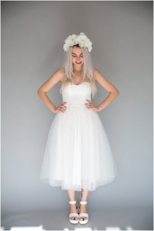 Короткое свадебное платье из тюля: платье для помолвки: длина до пола. Свадебное платье: свадебное платье без бретелек