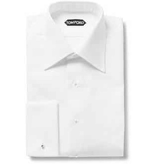 Белая приталенная рубашка под смокинг с нагрудником и двумя манжетами