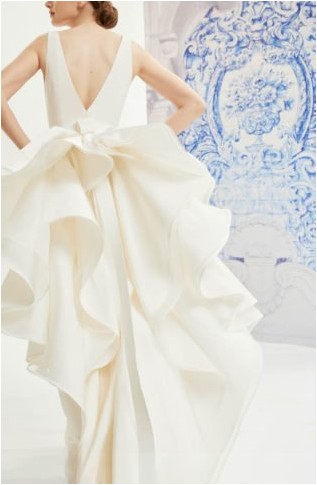 Шелковое свадебное платье из органзы на спине Idelle с V-образным вырезом