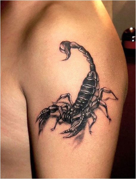 Реалистичная татуировка со скорпионом