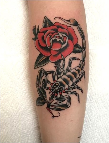 Татуировка Скорпион Роза