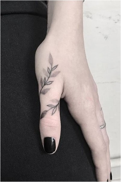 Татуировка Маленькая Рука