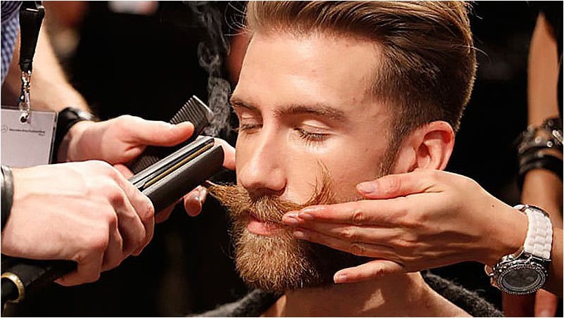 Как подстричь усы