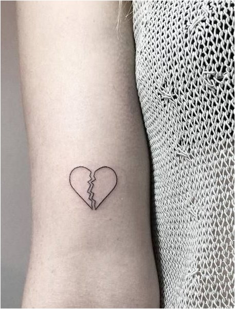 Татуировка С Разбитым Сердцем