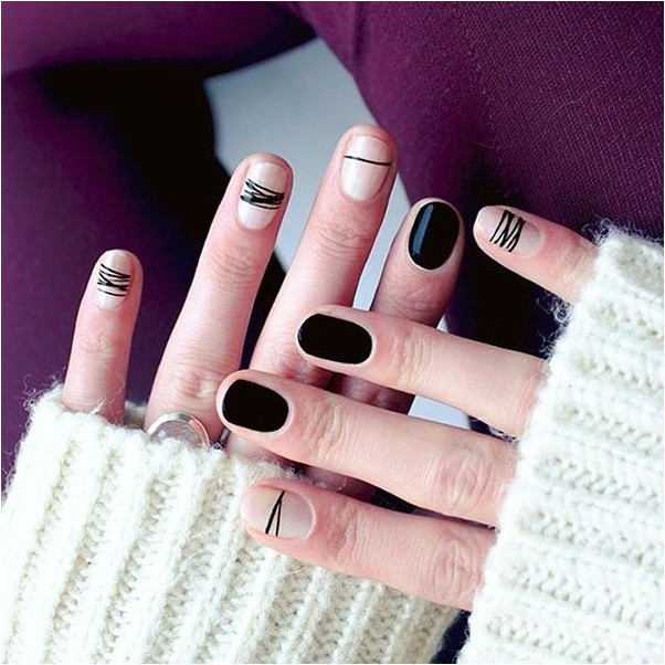 Черно-белый дизайн ногтей