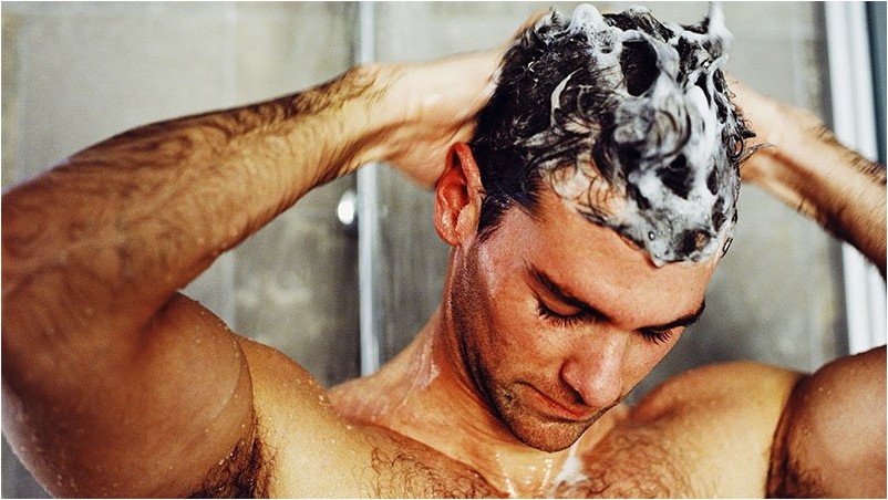 Как подстричь волосы в домашних условиях с помощью шампуня и полотенца