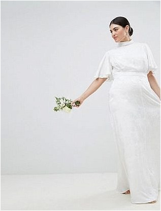 Свадебное платье из мягкого жаккарда с развевающимися рукавами Asos Edition Curve