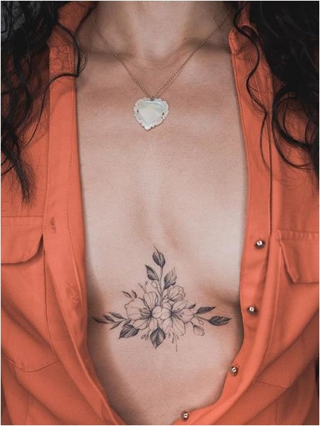 Цветочная Татуировка На груди